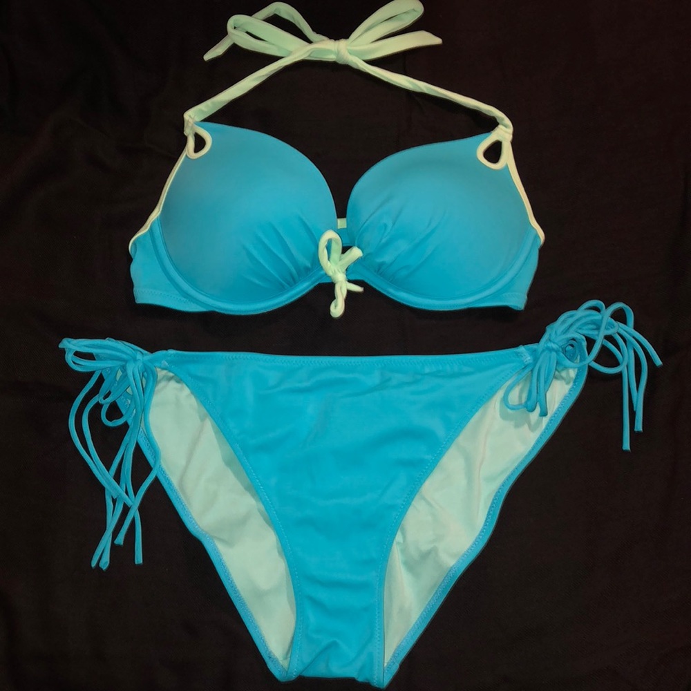 worn once blue matching VS bikini